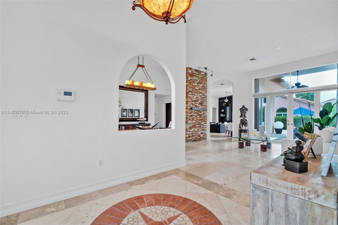 Recently Sold: $1,220,000 (5 beds, 3 baths, 3369 Square Feet)