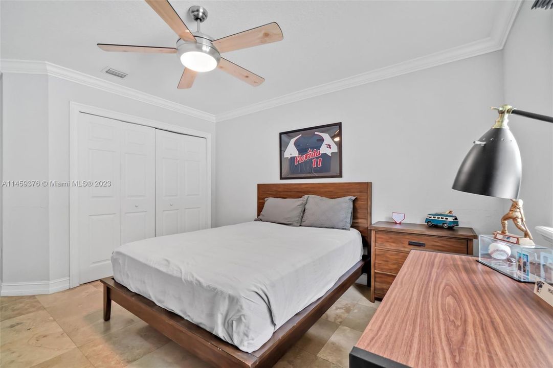 Recently Sold: $1,220,000 (5 beds, 3 baths, 3369 Square Feet)