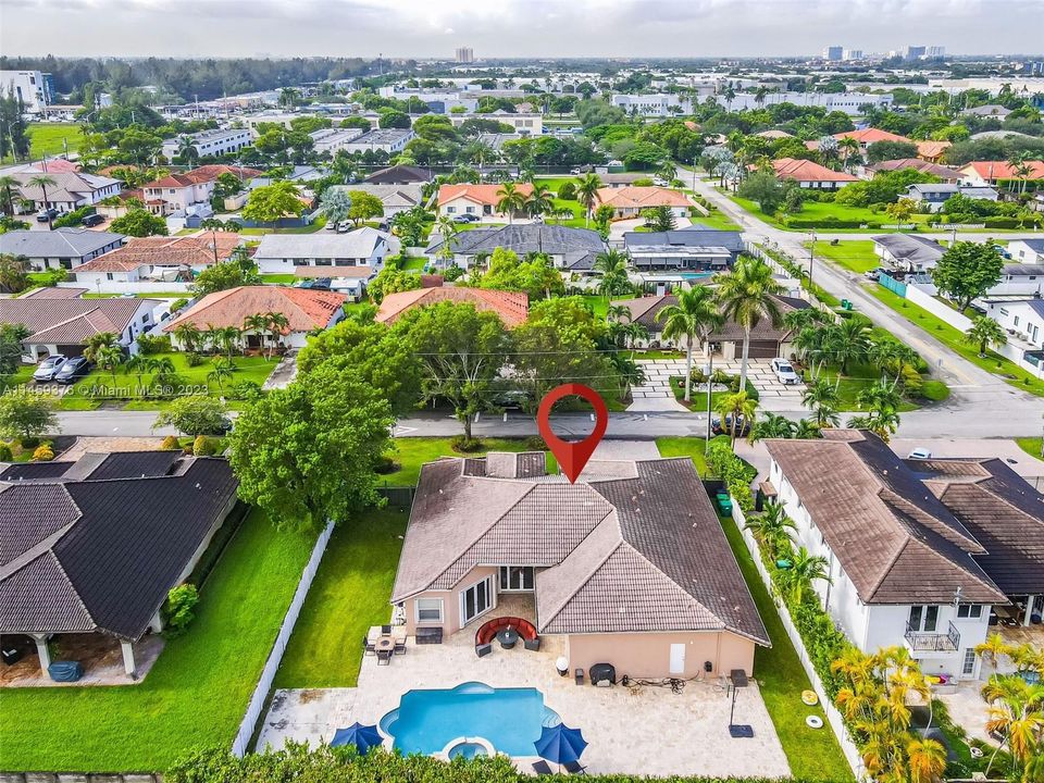 Recently Sold: $1,220,000 (5 beds, 3 baths, 3369 Square Feet)