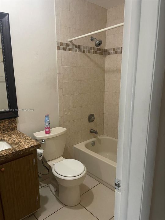 Recently Rented: $2,600 (3 beds, 2 baths, 1276 Square Feet)