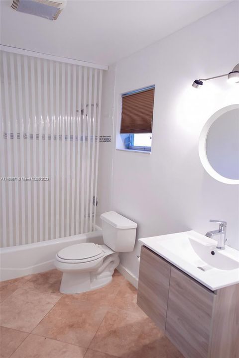 Recently Rented: $5,875 (4 beds, 3 baths, 2327 Square Feet)