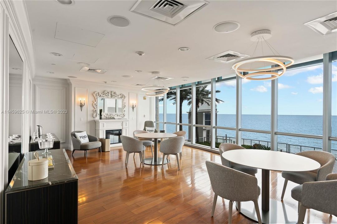 Недавно продано: $2,200,000 (2 спален, 3 ванн, 1487 Квадратных фут)