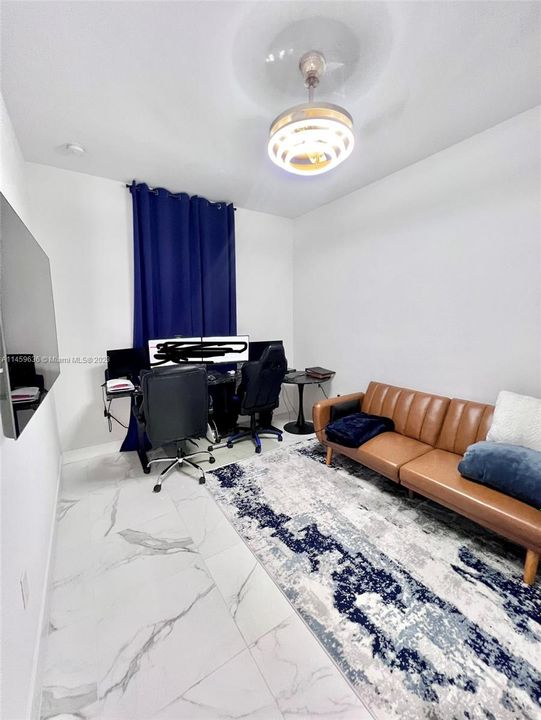 Recently Sold: $980,000 (4 beds, 3 baths, 2511 Square Feet)