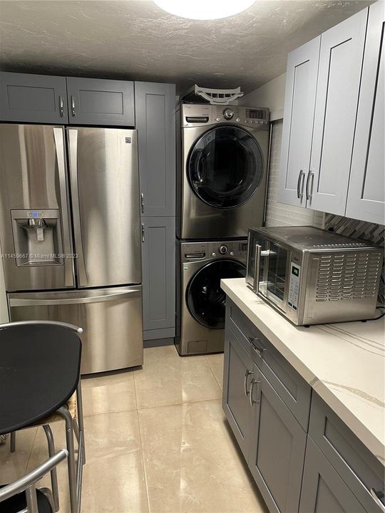 Recently Sold: $699,000 (4 beds, 3 baths, 1708 Square Feet)