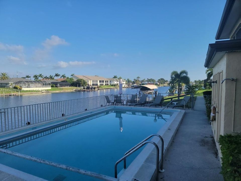 Recently Sold: $325,000 (2 beds, 2 baths, 0 Square Feet)