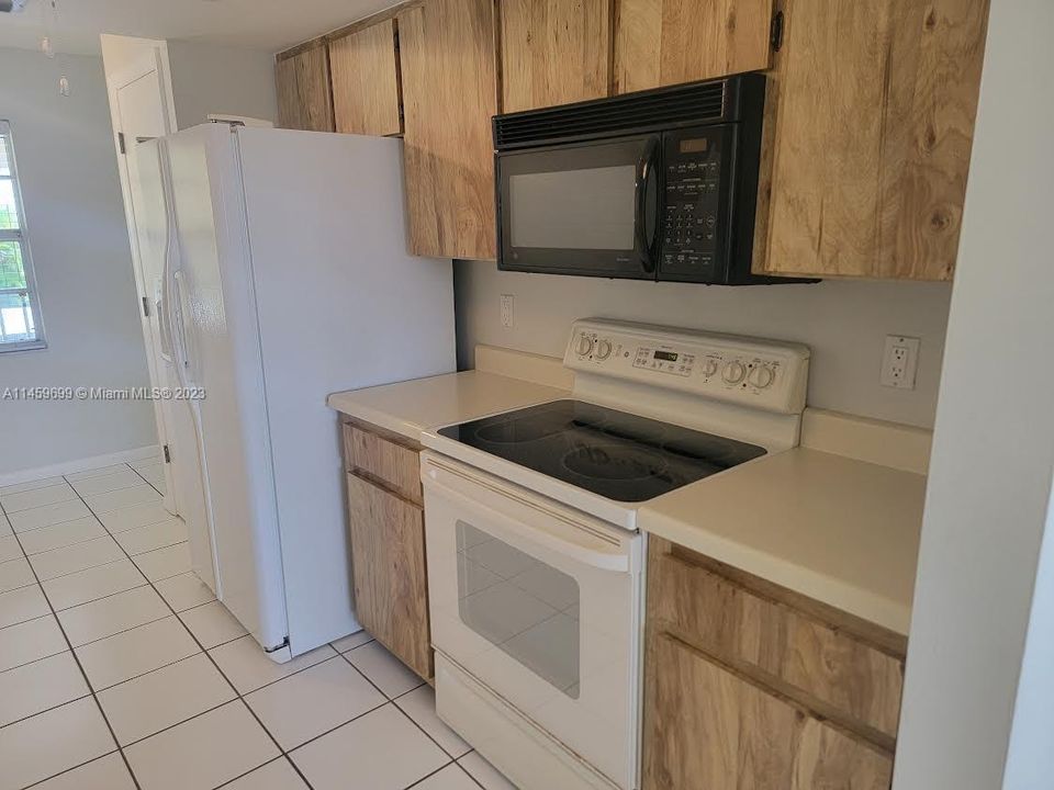 Recently Sold: $325,000 (2 beds, 2 baths, 0 Square Feet)