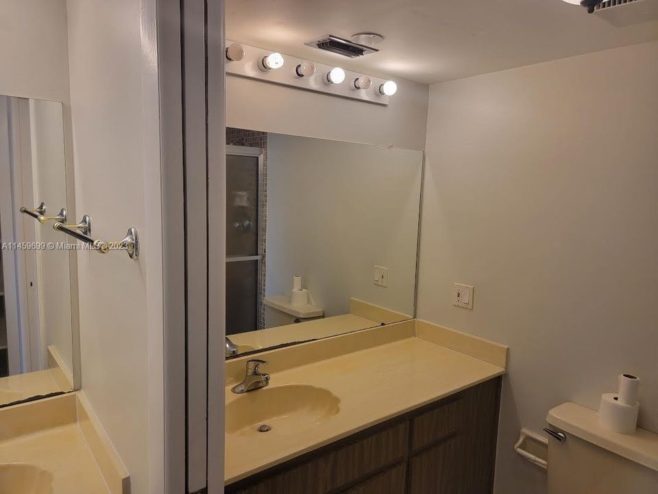 Recently Sold: $325,000 (2 beds, 2 baths, 0 Square Feet)