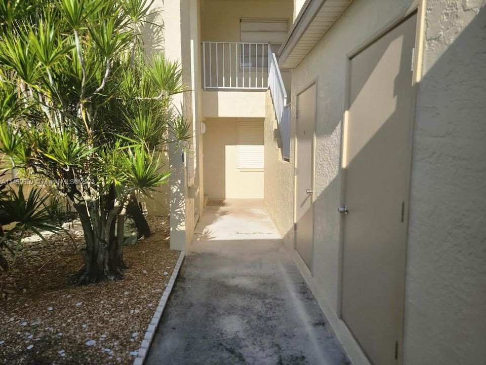 Recently Sold: $325,000 (2 beds, 2 baths, 0 Square Feet)