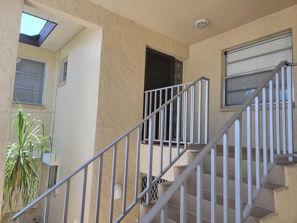 Recently Sold: $325,000 (2 beds, 2 baths, 0 Square Feet)