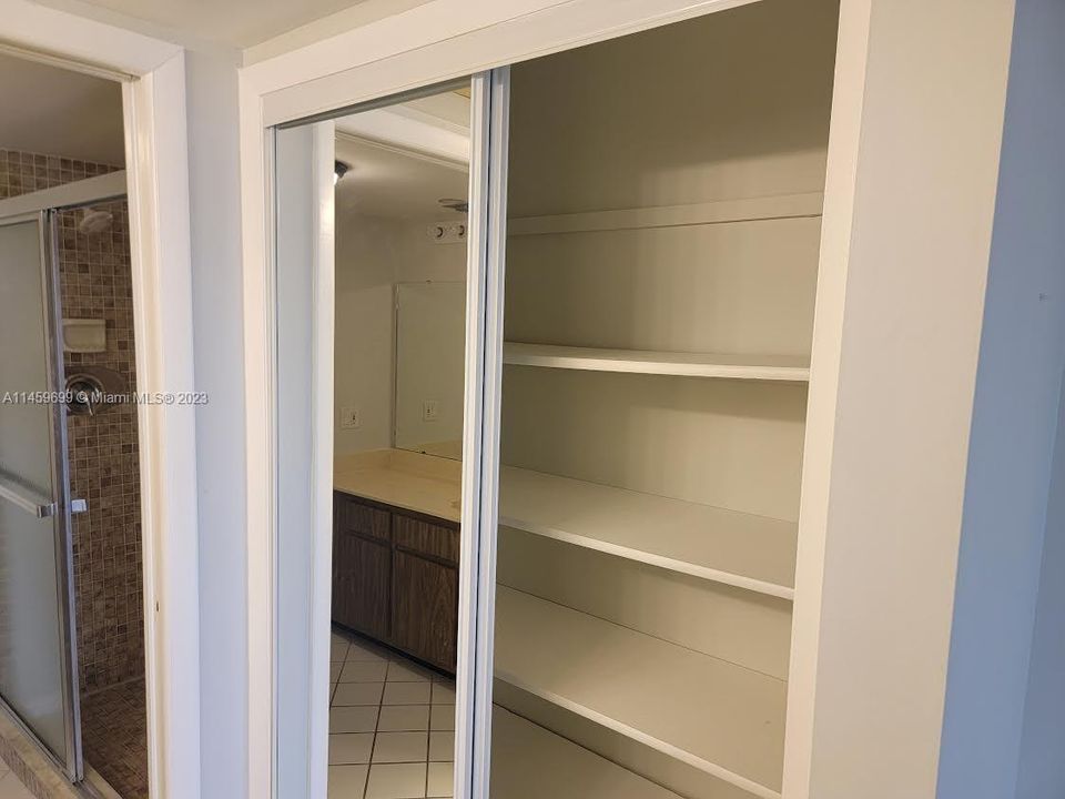 Recently Sold: $325,000 (2 beds, 2 baths, 0 Square Feet)