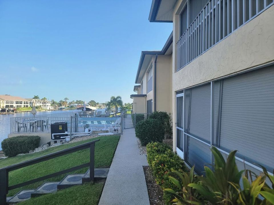 Recently Sold: $325,000 (2 beds, 2 baths, 0 Square Feet)