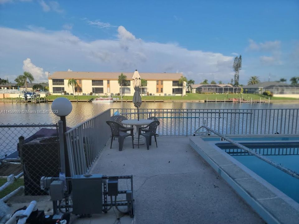 Recently Sold: $325,000 (2 beds, 2 baths, 0 Square Feet)