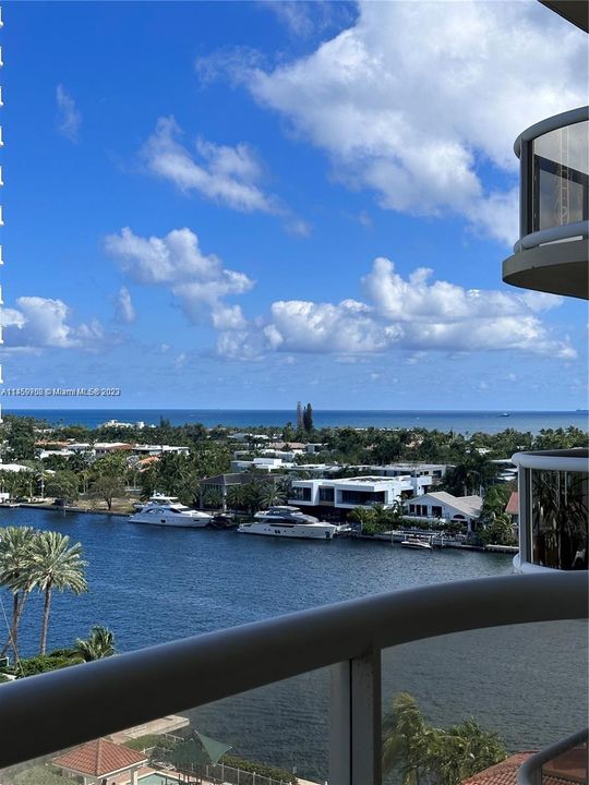 Recently Sold: $550,000 (2 beds, 2 baths, 1622 Square Feet)