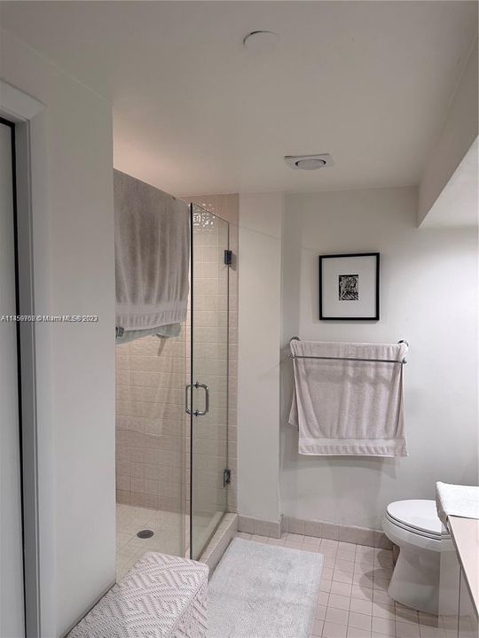 Recently Sold: $550,000 (2 beds, 2 baths, 1622 Square Feet)