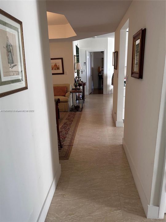 Recently Sold: $550,000 (2 beds, 2 baths, 1622 Square Feet)