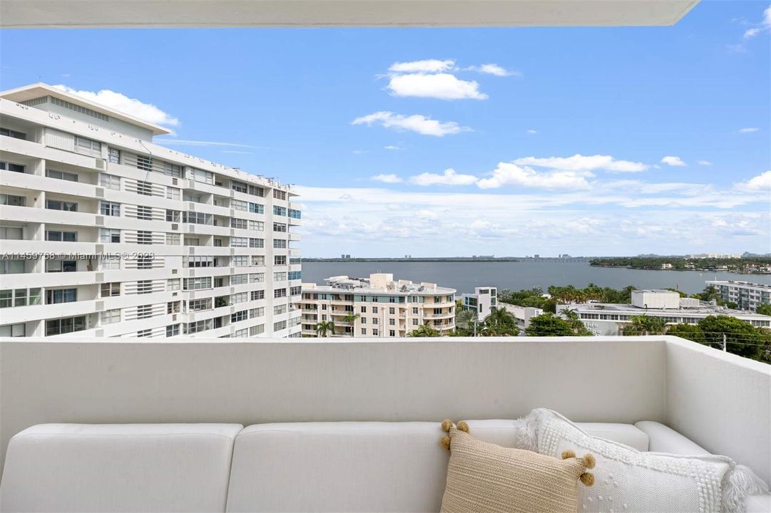 Недавно продано: $545,000 (1 спален, 1 ванн, 680 Квадратных фут)