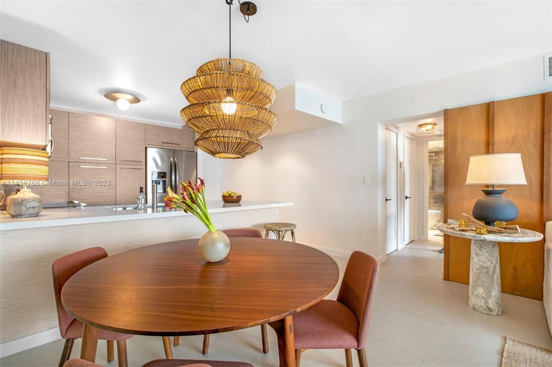 Недавно продано: $545,000 (1 спален, 1 ванн, 680 Квадратных фут)