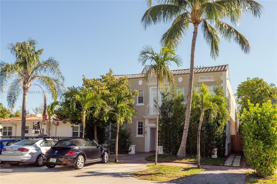 Recently Rented: $1,800 (1 beds, 1 baths, 508 Square Feet)