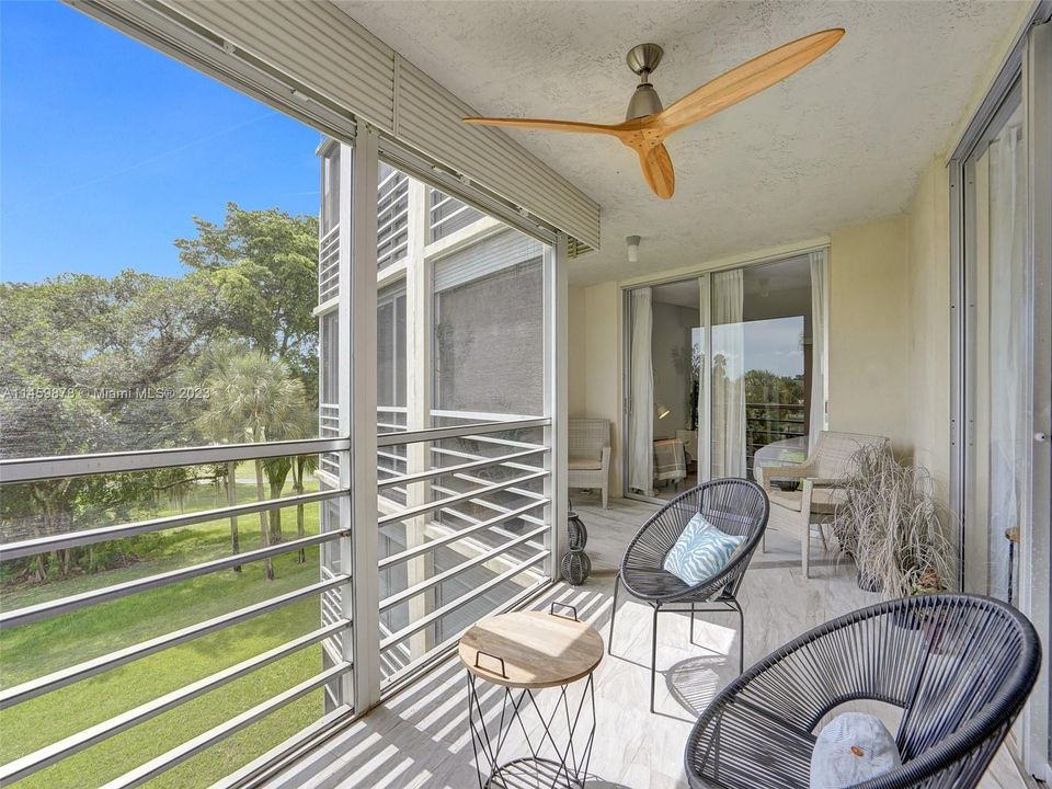 最近售出: $360,000 (2 贝兹, 2 浴室, 1254 平方英尺)