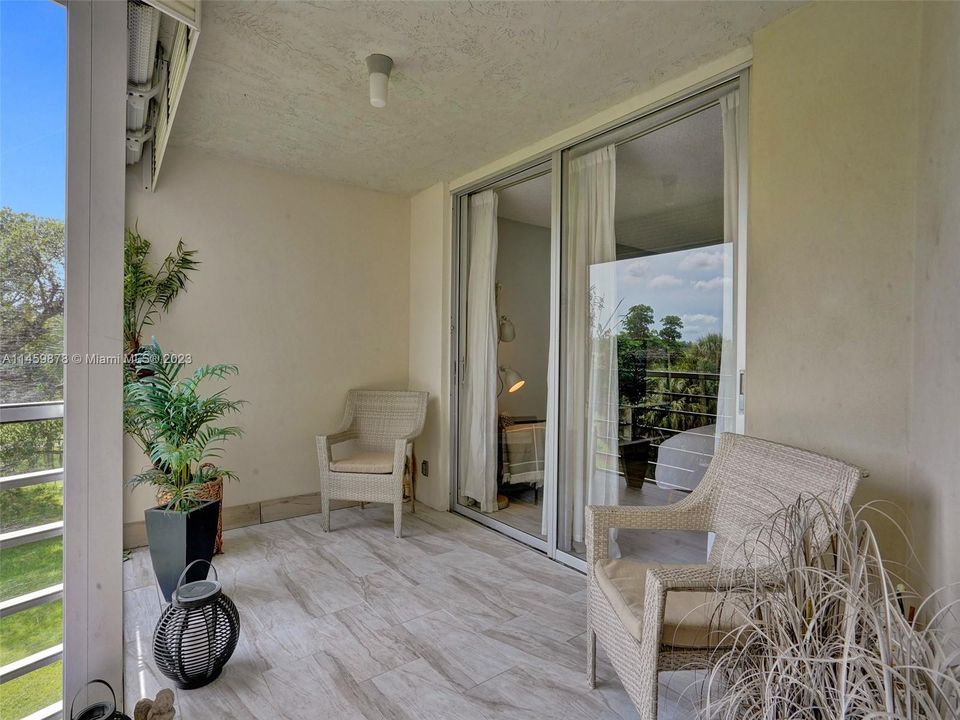 最近售出: $360,000 (2 贝兹, 2 浴室, 1254 平方英尺)