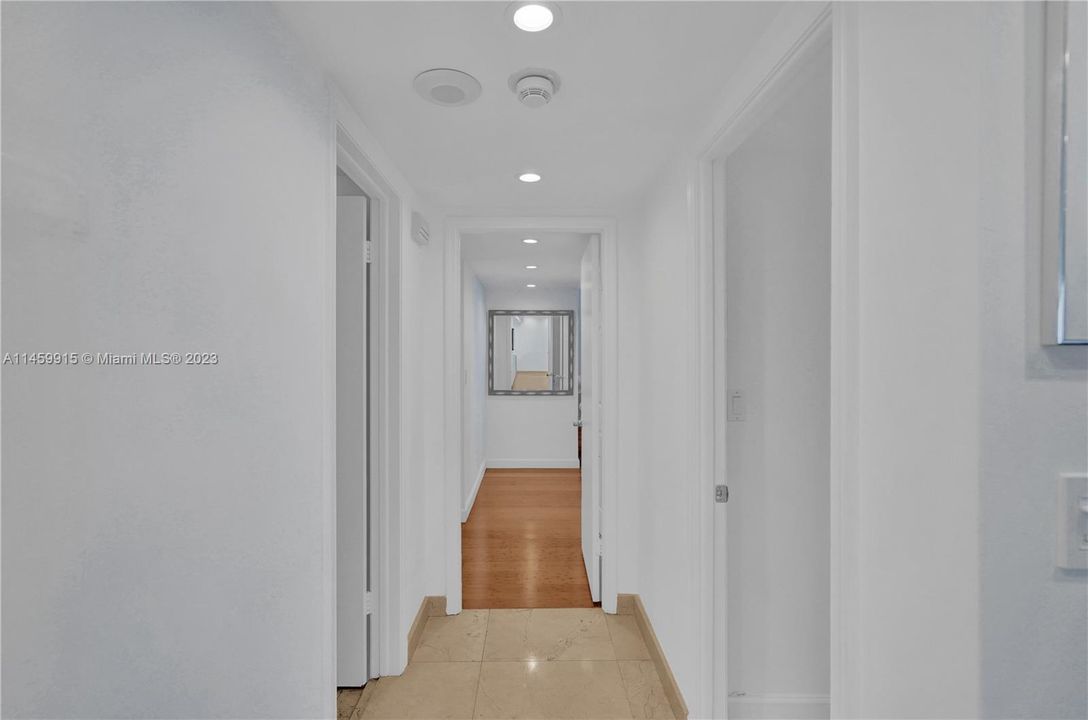 Recently Rented: $4,400 (2 beds, 3 baths, 1950 Square Feet)