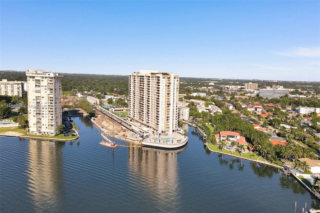 Recently Rented: $4,400 (2 beds, 3 baths, 1950 Square Feet)