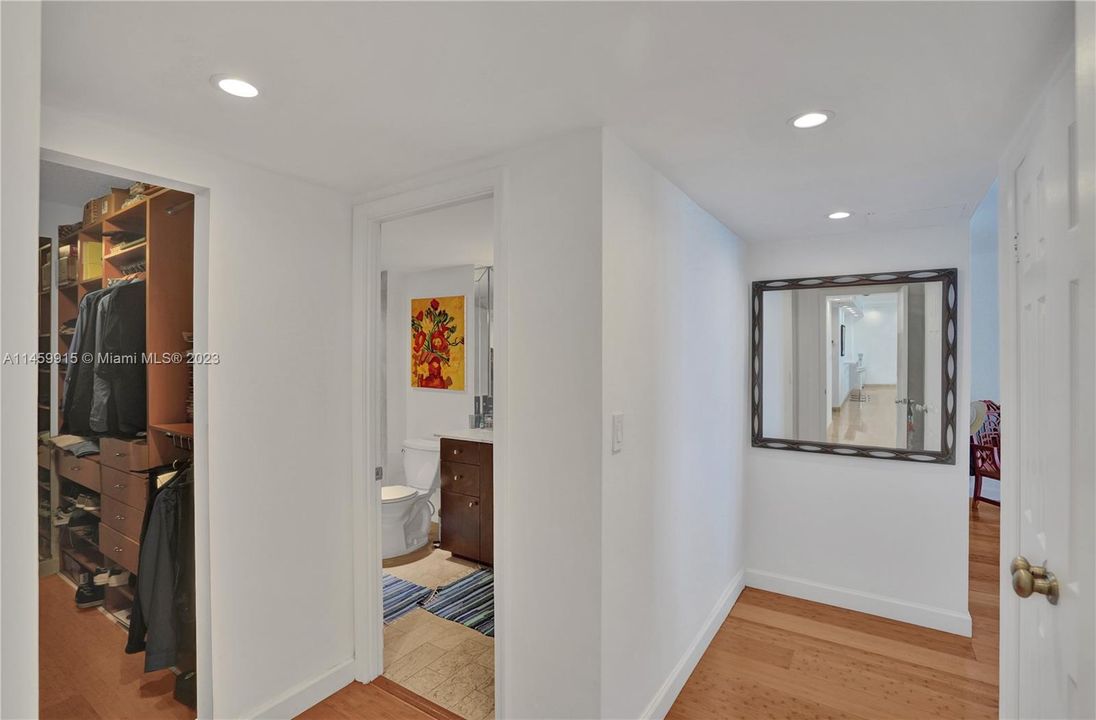 Recently Rented: $4,400 (2 beds, 3 baths, 1950 Square Feet)