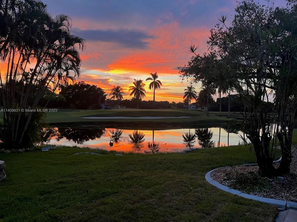 Recently Sold: $1,340,000 (4 beds, 3 baths, 3000 Square Feet)