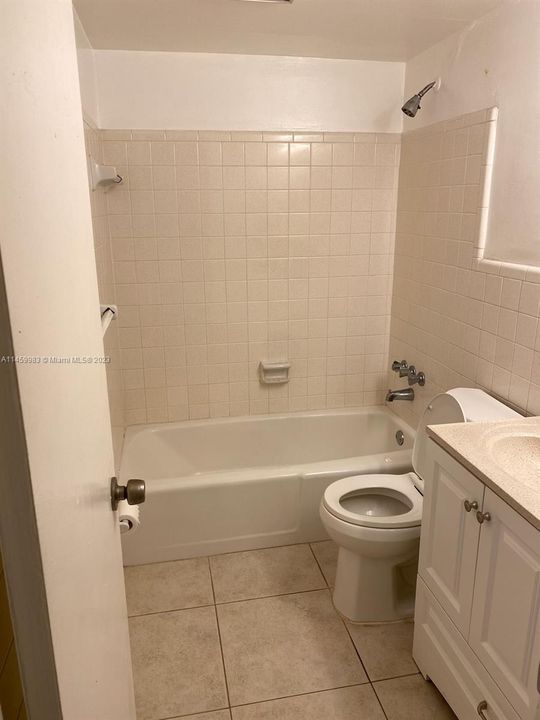 Recently Rented: $1,680 (1 beds, 1 baths, 658 Square Feet)