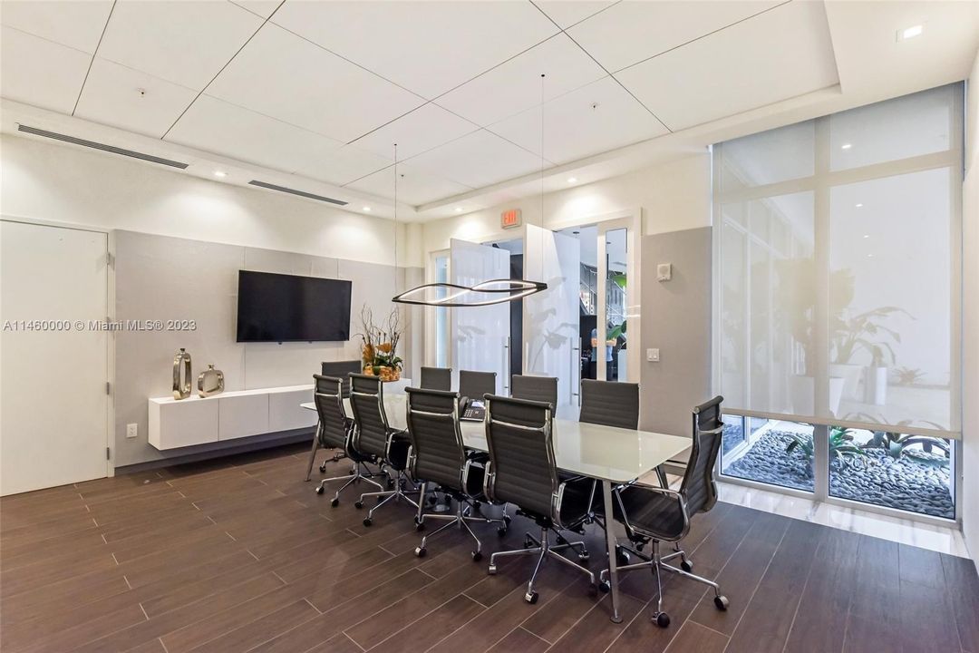 Recently Rented: $3,400 (3 beds, 2 baths, 1322 Square Feet)