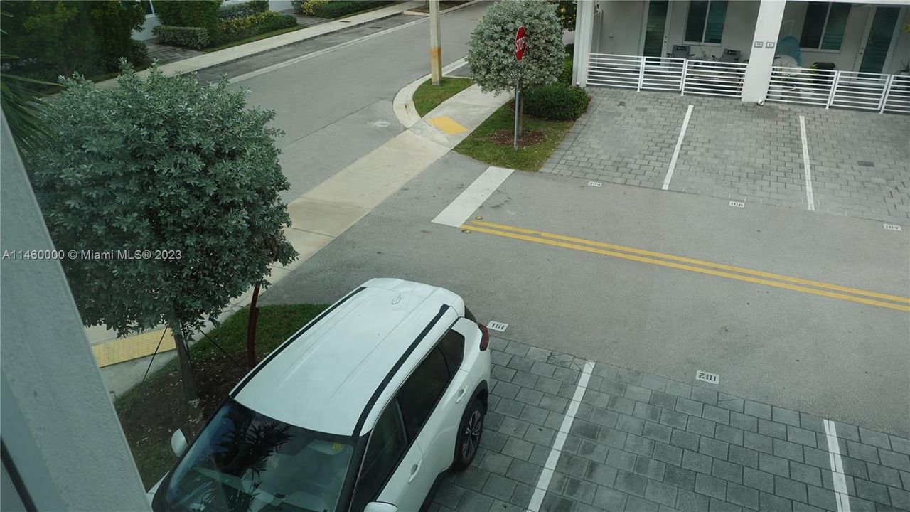 Recently Rented: $3,400 (3 beds, 2 baths, 1322 Square Feet)