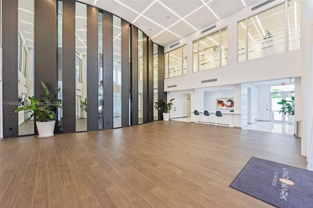 Recently Rented: $3,400 (3 beds, 2 baths, 1322 Square Feet)