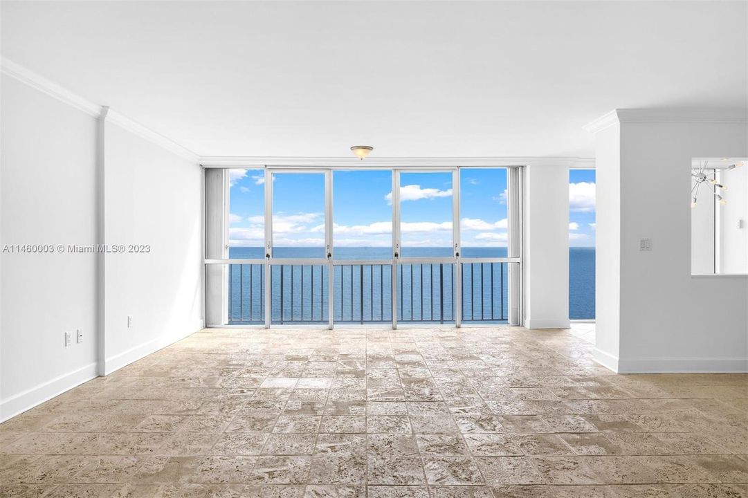 Recently Sold: $1,550,000 (2 beds, 2 baths, 1875 Square Feet)