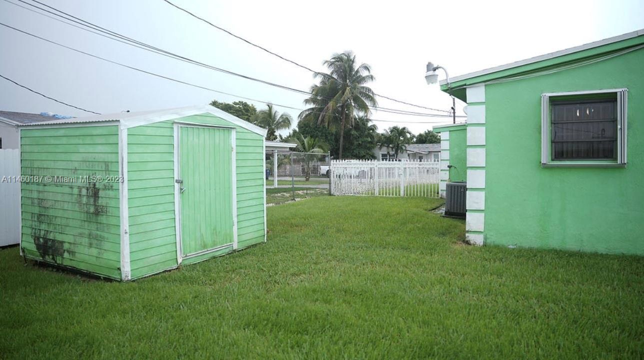 Недавно продано: $425,000 (3 спален, 1 ванн, 1020 Квадратных фут)