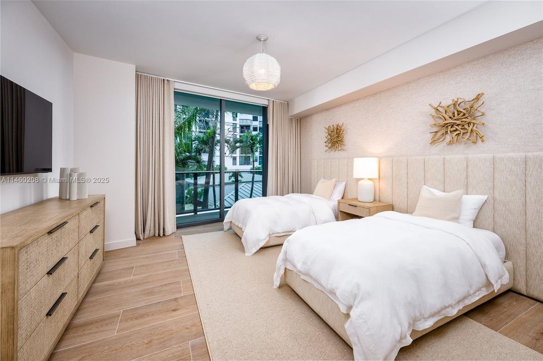 待售: $5,708,900 (4 贝兹, 3 浴室, 3934 平方英尺)