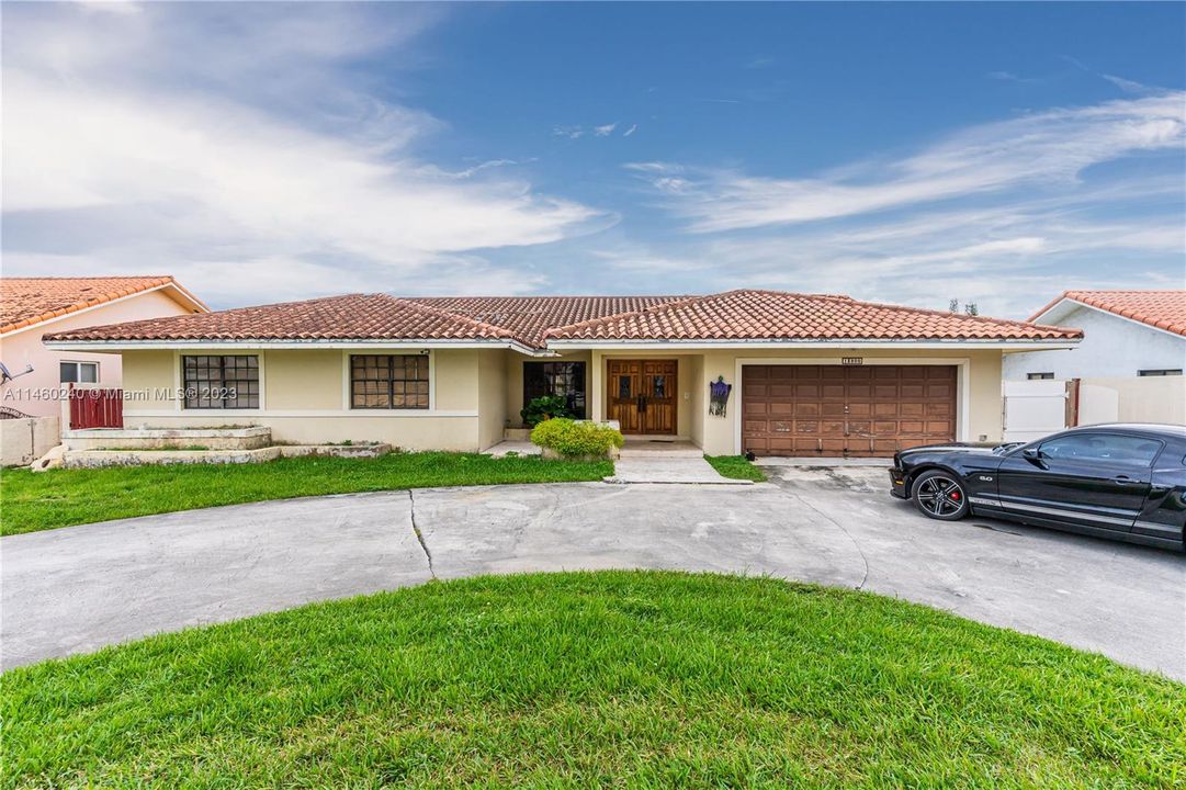Recently Sold: $1,399,000 (4 beds, 3 baths, 3010 Square Feet)