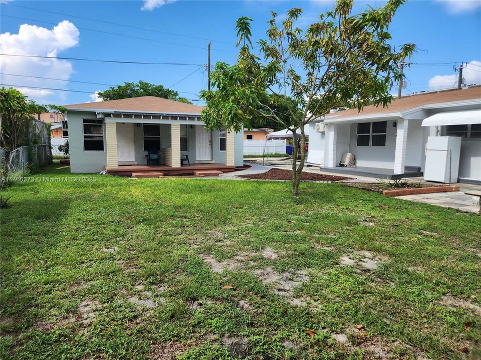 最近售出: $485,000 (0 贝兹, 0 浴室, 886 平方英尺)