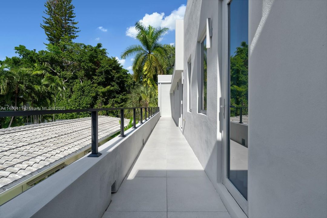 BALCONY BEDROOMS 2 AND 3