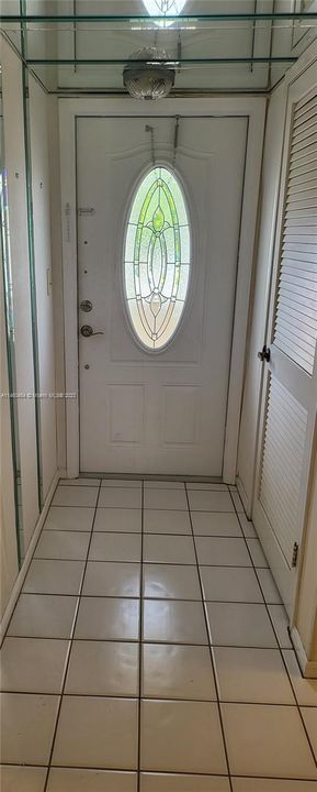 最近售出: $168,000 (2 贝兹, 2 浴室, 1170 平方英尺)