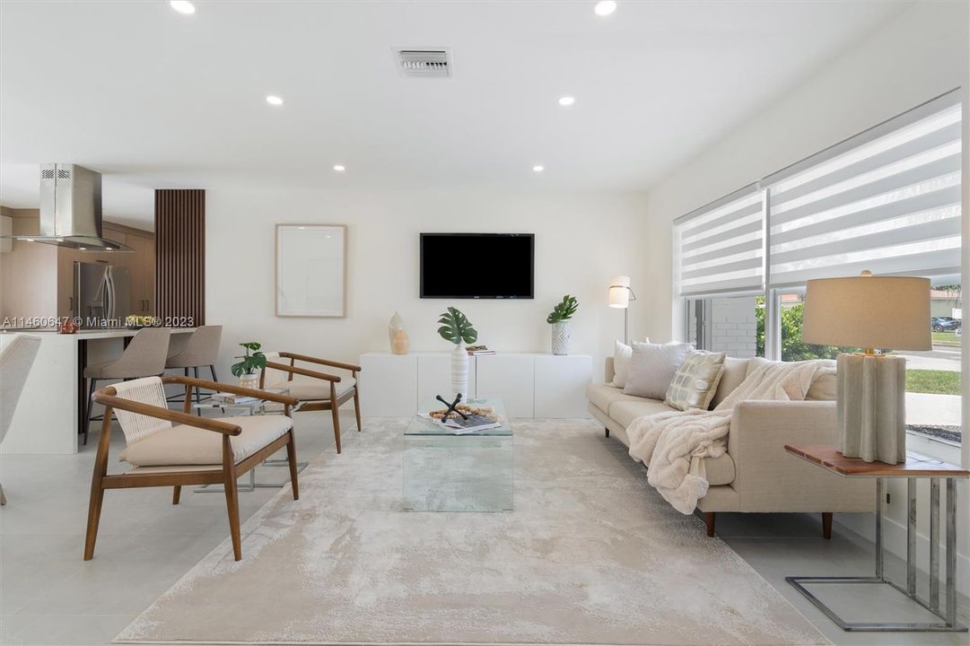 Vendido Recientemente: $749,900 (3 camas, 2 baños, 1448 Pies cuadrados)