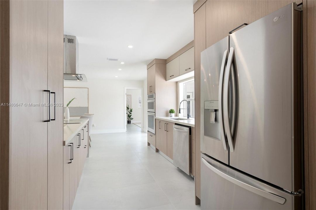 Vendido Recientemente: $749,900 (3 camas, 2 baños, 1448 Pies cuadrados)