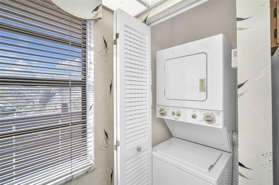 Vendido Recientemente: $225,000 (2 camas, 2 baños, 1021 Pies cuadrados)