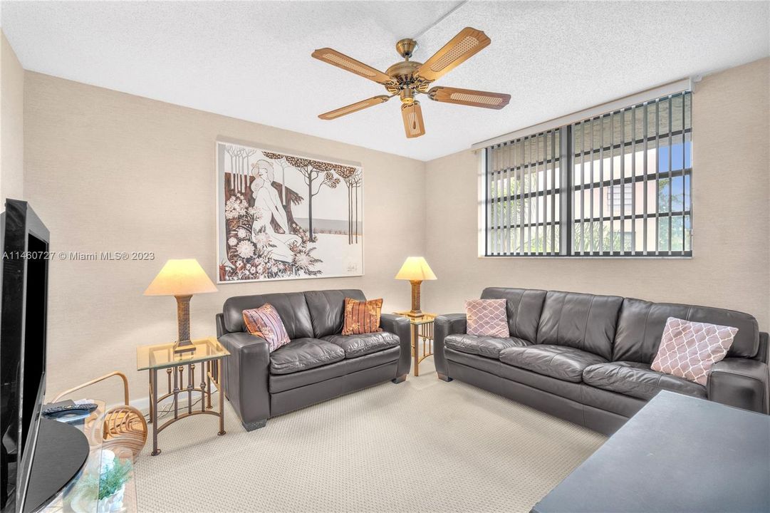 Second bedroom used as a seating area