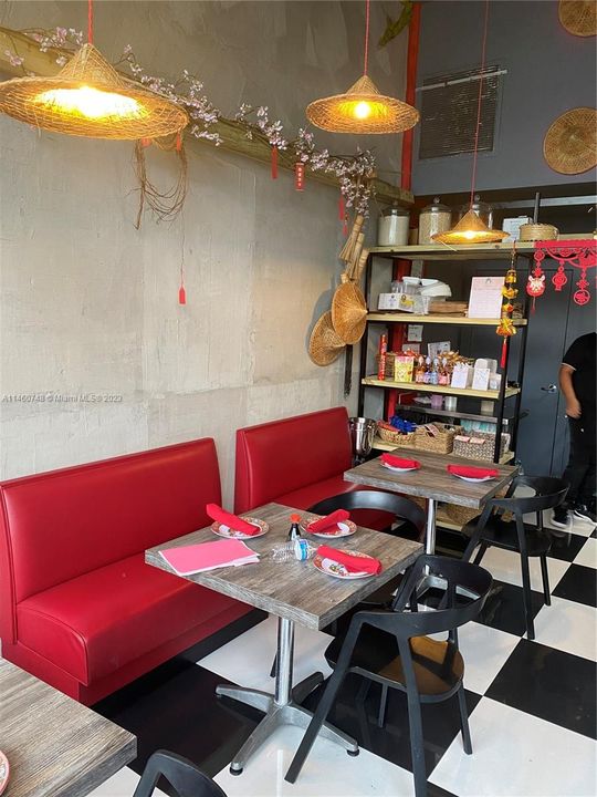 最近售出: $199,000 (0 贝兹, 0 浴室, 0 平方英尺)