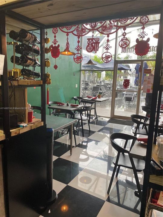 最近售出: $199,000 (0 贝兹, 0 浴室, 0 平方英尺)