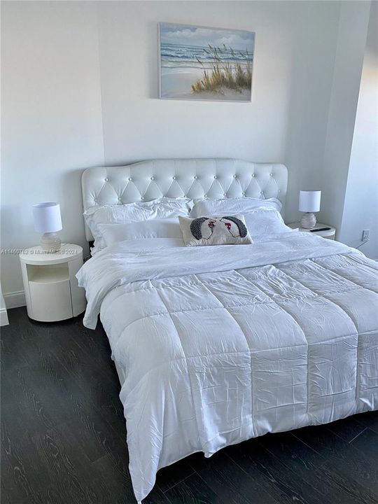 Recently Sold: $774,900 (1 beds, 1 baths, 914 Square Feet)