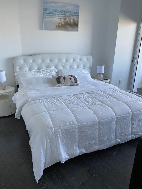 Recently Sold: $774,900 (1 beds, 1 baths, 914 Square Feet)