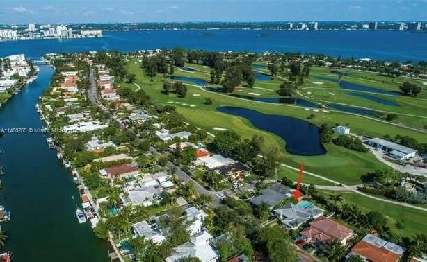 Недавно продано: $1,799,000 (3 спален, 3 ванн, 2153 Квадратных фут)