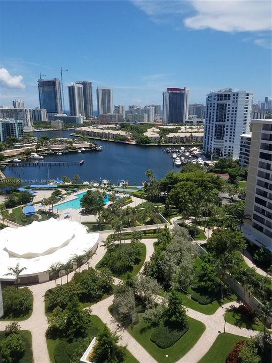 Vendido Recientemente: $300,000 (1 camas, 1 baños, 1000 Pies cuadrados)