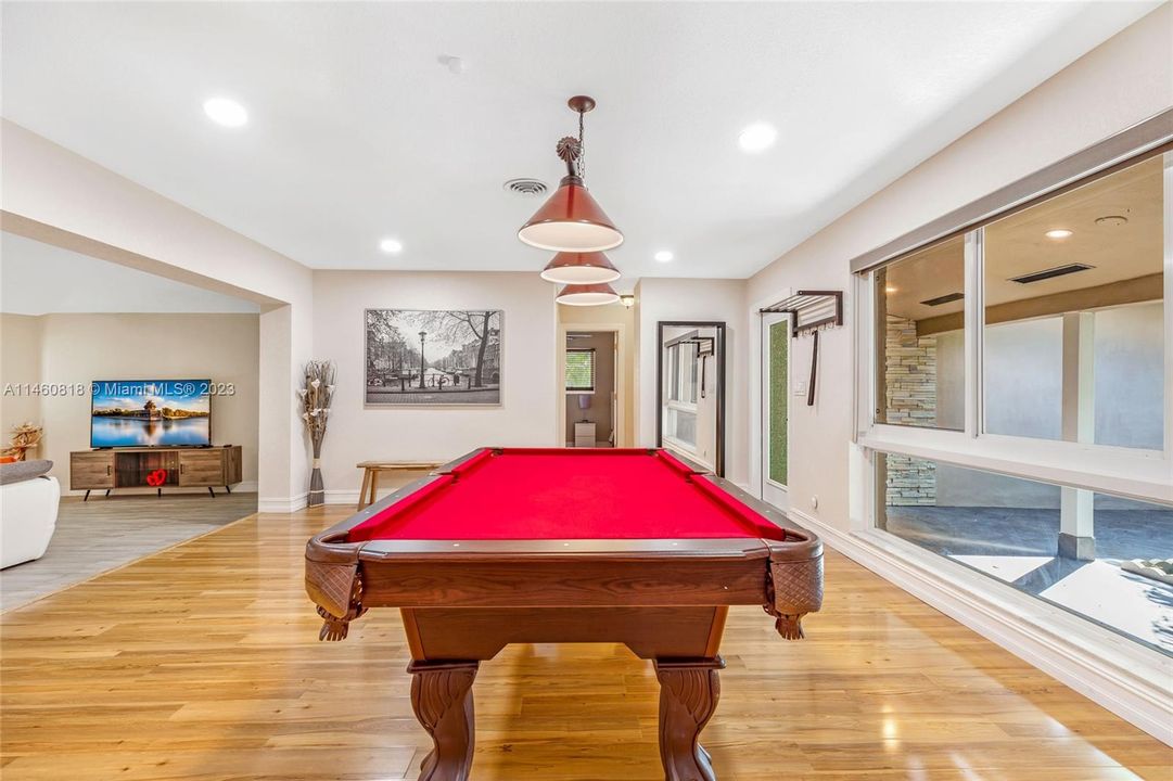 For Rent: $8,000 (4 beds, 2 baths, 2353 Square Feet)